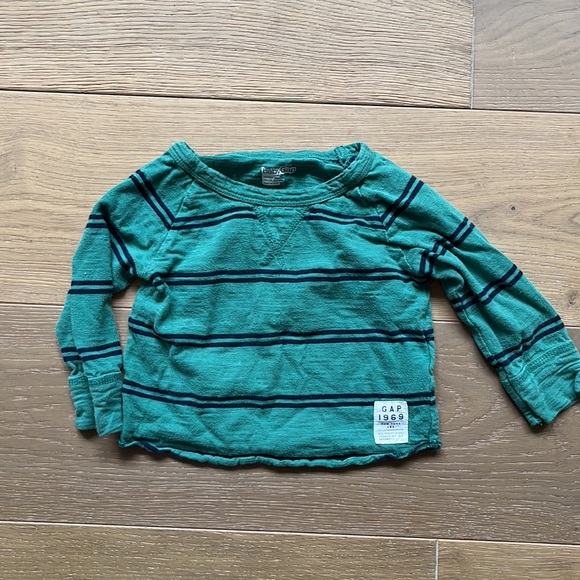 Two boys 18-24 month long sleeve shirt - Picture 4 of 5